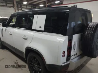 2020 Land Rover Defender SE with VIN SALEPEEU6L2010608, listed as a IAAI auction lot 41541187 with 49,733 mi miles and . Bid and sale history available at DreamBid. Image 3.