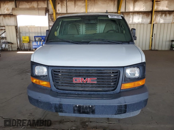 2017 GMC Savana Cargo z VIN 1GTW7AFF0H1296957, wystawiony jako Copart lot #58577405 z przebiegiem 186 773 mil mil oraz Tytuł czysty. Historia ofert i sprzedaży dostępna na DreamBid. Obrazek 5.