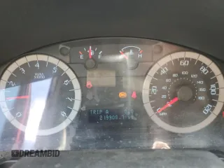 2011 Ford Escape Limited с VIN 1FMCU0E72BKB09652, выставлен на аукционе Copart как лот 63026235 с пробегом 219 908 миль миль и Списание • Salvage title. История ставок и продаж доступна на DreamBid. Изображение 9.