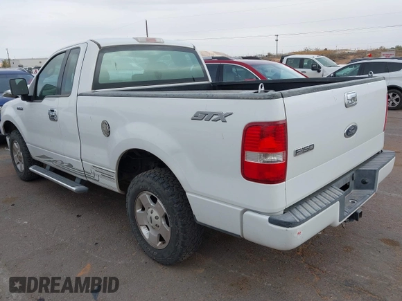 2005 Ford F-150 XL with VIN 1FTRF12295NA49962, listed as a IAAI auction lot 41940905 with 105,922 mi miles. Bid and sale history available at carsss.com. Image 3.