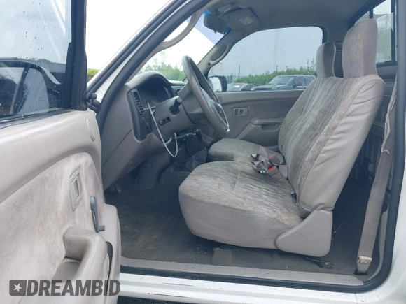 2003 Toyota Tacoma with VIN 5TENL42N33Z185971, listed as a IAAI auction lot 41994790 with 269,158 mi miles and . Bid and sale history available at DreamBid. Image 5.