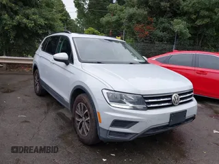 2019 Volkswagen Tiguan SE with VIN 3VV3B7AX7KM029525, listed as a IAAI auction lot 42631715 with 148,174 mi miles and . Bid and sale history available at DreamBid. Image 1.