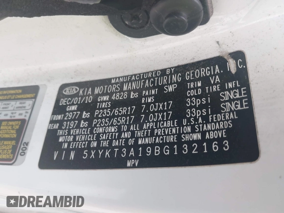 2011 Kia Sorento LX with VIN 5XYKT3A19BG132163, listed as a IAAI auction lot 41994973 with 212,331 mi miles. Bid and sale history available at carsss.com. Image 9.
