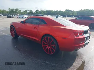 2011 Chevrolet Camaro 1LT z VIN 2G1FB1ED7B9154549, wystawiony jako IAAI lot #42707231 z przebiegiem 235 103 mil mil oraz . Historia ofert i sprzedaży dostępna na DreamBid. Obrazek 3.