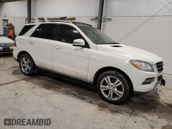 2013 Mercedes-Benz M 350 with VIN 4JGDA5JB1DA188888, listed as a Copart auction lot 48351025 with 210,478 mi miles and Salvage Title. Bid and sale history available at DreamBid. Image 4.