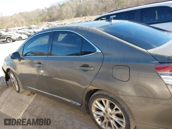 2010 Lexus HS 250h with VIN JTHBB1BA8A2002792, listed as a IAAI auction lot 41677476 with 234,587 mi miles and . Bid and sale history available at DreamBid. Image 14.