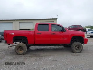 2011 Chevrolet Silverado 1500 LT with VIN 3GCPKSE36BG189128, listed as a IAAI auction lot 41919134 with 224,635 mi miles and . Bid and sale history available at DreamBid. Image 13.
