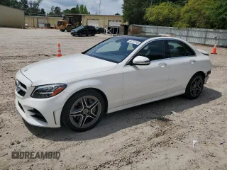 2020 Mercedes-Benz C 300 z VIN 55SWF8EB3LU328051, wystawiony jako Copart lot #54737745 z przebiegiem 61 335 mil mil oraz Szkoda całkowita • Salvage title. Historia ofert i sprzedaży dostępna na DreamBid. Obrazek 1.