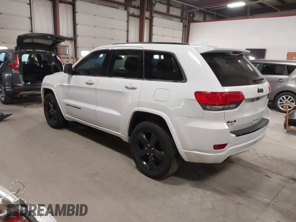 2015 Jeep Grand Cherokee Laredo with VIN 1C4RJFAG4FC747532, listed as a IAAI auction lot 41764541 with 196,385 mi miles. Bid and sale history available at carsss.com. Image 3.