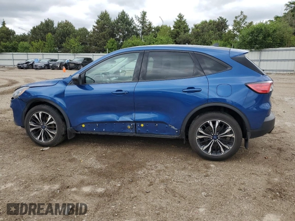 2022 Ford Escape SE with VIN 1FMCU9G68NUB21886, listed as a Copart auction lot 57809415 with 76,186 mi miles and Salvage title. Bid and sale history available at DreamBid. Image 2.