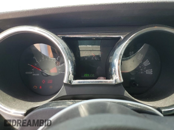 2007 Ford Mustang Deluxe with VIN 1ZVFT80N575339522, listed as a Copart auction lot 62088905 with 204,172 mi miles and Clean title. Bid and sale history available at DreamBid. Image 9.