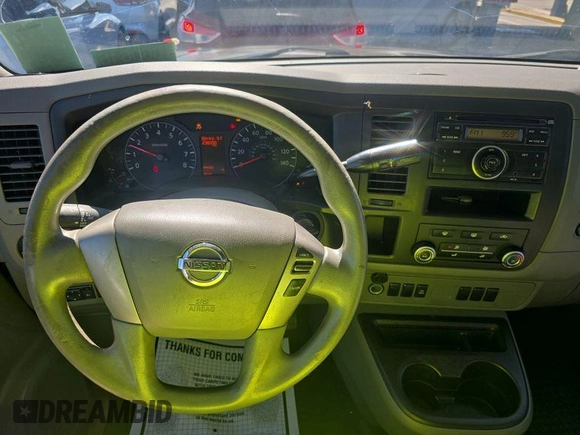 2016 Nissan NV S z VIN 1N6AF0LY6GN805550, wystawiony jako IAAI lot #42566169 z przebiegiem 238 389 mil mil oraz . Historia ofert i sprzedaży dostępna na DreamBid. Obrazek 14.