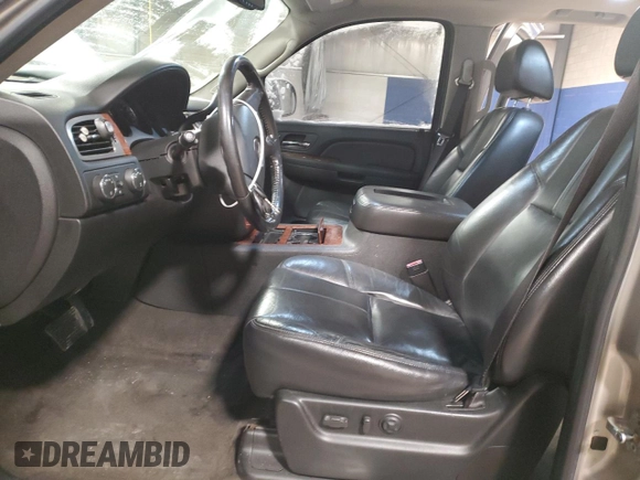 2008 Chevrolet Suburban LT w/3LT with VIN 3GNFK16378G134191, listed as a Copart auction lot 41344985 with 186,474 mi miles and Salvage Title. Bid and sale history available at carsss.com. Image 7.