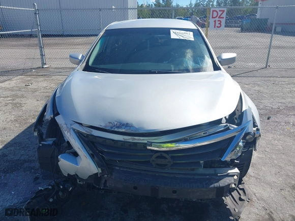 2015 Nissan Altima 2.5 with VIN 1N4AL3AP1FN392092, listed as a IAAI auction lot 41666884 with 88,888 mi miles. Bid and sale history available at carsss.com. Image 12.