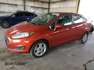 2018 Ford Fiesta SE z VIN 3FADP4BJ2JM121725, wystawiony jako Copart lot #58124665 z przebiegiem 39 811 mil mil oraz Szkody całkowita. Historia ofert i sprzedaży dostępna na DreamBid. Obrazek 1.