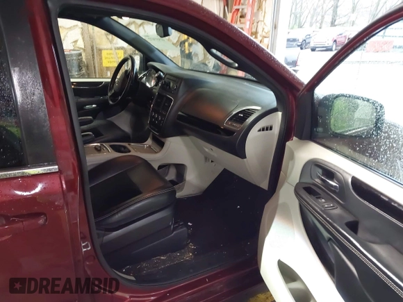 2017 Dodge Grand Caravan SXT with VIN 2C4RDGCG2HR567194, listed as a IAAI auction lot 41937472 with 156,794 mi miles and . Bid and sale history available at DreamBid. Image 5.