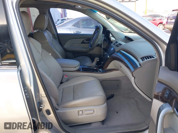 2013 Acura MDX with VIN 2HNYD2H26DH501348, listed as a IAAI auction lot 41388486 with 93,528 mi miles. Bid and sale history available at carsss.com. Image 5.
