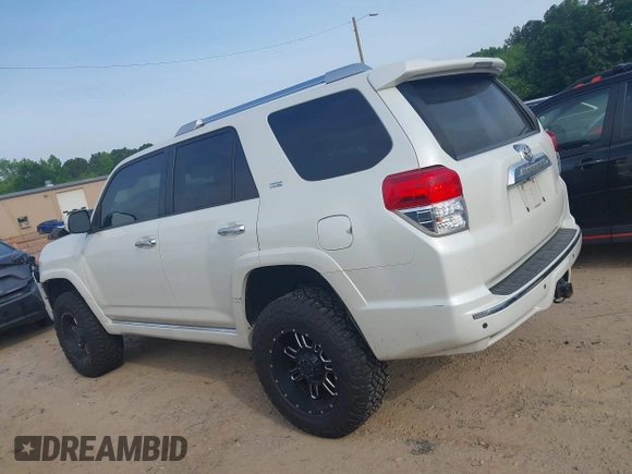 2011 Toyota 4Runner Trail z VIN JTEBU5JRXB5058223, wystawiony jako IAAI lot #42277953 z przebiegiem 269 868 mil mil oraz . Historia ofert i sprzedaży dostępna na DreamBid. Obrazek 14.