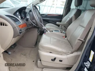 2013 Chrysler Town & Country Touring-L with VIN 2C4RC1CG6DR779591, listed as a Copart auction lot 81970304 with 183,940 mi miles and Clean Title. Bid and sale history available at carsss.com. Image 7.