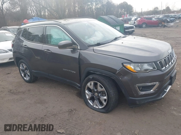 2020 Jeep Compass Limited with VIN 3C4NJDCB1LT138211, listed as a IAAI auction lot 41494220 with 54,322 mi miles. Bid and sale history available at carsss.com. Image 1.