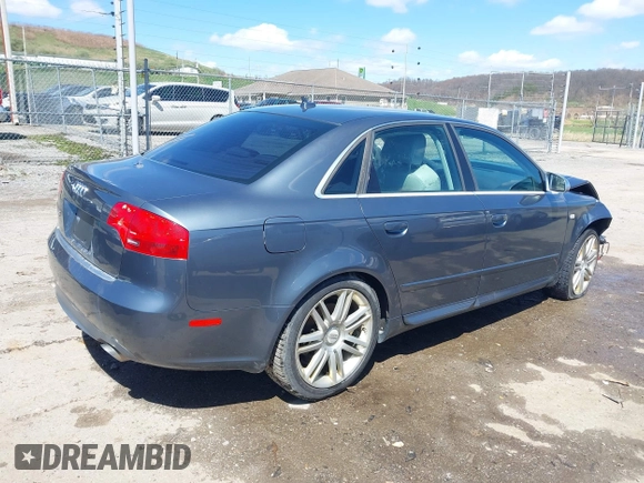 2007 Audi S4 z VIN WAUGL78E47A030571, wystawiony jako IAAI lot #41969041 z przebiegiem 170 319 mil mil oraz . Historia ofert i sprzedaży dostępna na DreamBid. Obrazek 4.