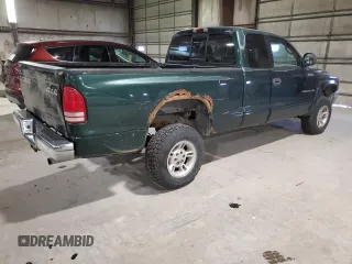 1999 Dodge Dakota SLT with VIN 1B7GG22Y9XS299933, listed as a Copart auction lot 82360644 with 146,506 mi miles and Clean Title. Bid and sale history available at DreamBid. Image 3.