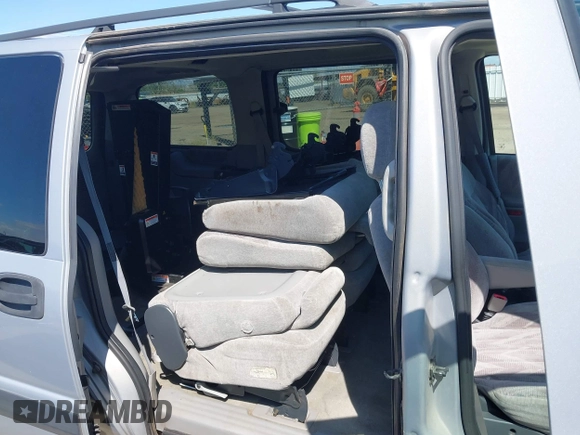 1999 Chevrolet Venture with VIN 1GNDX03E6XD292431, listed as a IAAI auction lot 41882320 with 155,929 mi miles and . Bid and sale history available at DreamBid. Image 8.