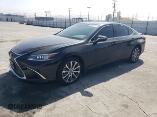 2024 Lexus ES 300h with VIN 58ADA1C19RU049992, listed as a Copart auction lot 53981815 with 28,198 mi miles and Salvage title. Bid and sale history available at DreamBid. Image 1.