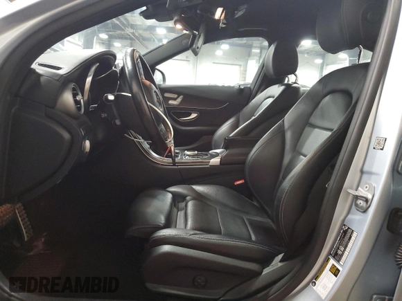 2017 Mercedes-Benz C 300 с VIN 55SWF4KB6HU216509, выставлен на аукционе Copart как лот 59484695 с пробегом 115 184 миль миль и Списание • Salvage title. История ставок и продаж доступна на DreamBid. Изображение 7.