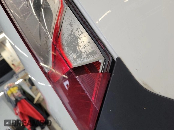 2020 Ford Transit Connect XL z VIN NM0LS7E20L1436126, wystawiony jako IAAI lot #42787587 z przebiegiem 142 842 mil mil oraz . Historia ofert i sprzedaży dostępna na DreamBid. Obrazek 4.