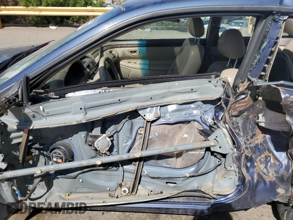 2000 Toyota Solara SE z VIN 2T1CF28P0YC350027, wystawiony jako Copart lot #52181555 z przebiegiem 220 178 mil mil oraz Szkoda całkowita • Salvage title. Historia ofert i sprzedaży dostępna na DreamBid. Obrazek 7.