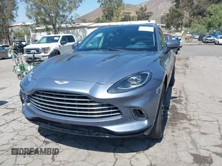 2021 Aston Martin DBX z VIN SCFVUJAW8MTV02568, wystawiony jako IAAI lot #42183964 z przebiegiem 53 608 mil mil oraz . Historia ofert i sprzedaży dostępna na DreamBid. Obrazek 6.