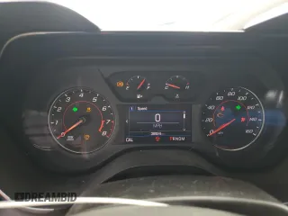 2021 Chevrolet Camaro 1LS z VIN 1G1FB1RX1M0124755, wystawiony jako Copart lot #70383454 z przebiegiem 39 924 mil mil oraz Nie do naprawy • Non repairable. Historia ofert i sprzedaży dostępna na DreamBid. Obrazek 9.