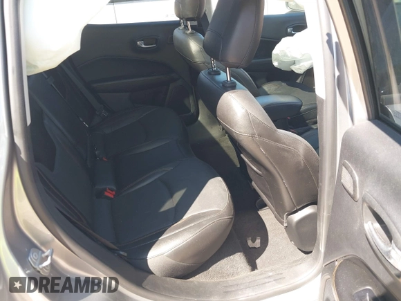 2021 Jeep Compass Limited z VIN 3C4NJDCBXMT541427, wystawiony jako IAAI lot #42220286 z przebiegiem 45 899 mil mil oraz . Historia ofert i sprzedaży dostępna na DreamBid. Obrazek 8.