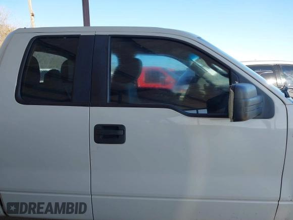 2011 Ford F-150 XL with VIN 1FTFX1CF7BFA08141, listed as a IAAI auction lot 41476136 with 275,803 mi miles. Bid and sale history available at carsss.com. Image 13.