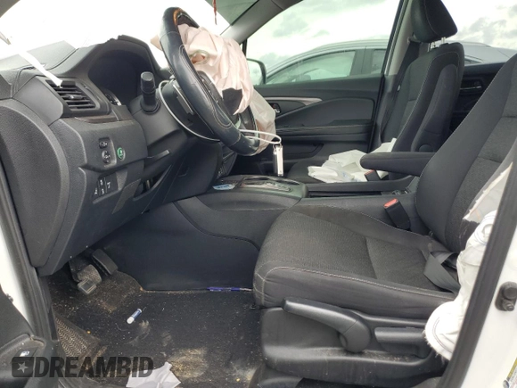 2021 Honda Ridgeline Sport with VIN 5FPYK3F18MB009882, listed as a Copart auction lot 57136205 with 43,549 mi miles and Salvage title. Bid and sale history available at DreamBid. Image 7.