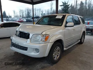 2005 Toyota Sequoia Limited with VIN 5TDZT38A25S263835, listed as a IAAI auction lot 41412563 with 284,551 mi miles and . Bid and sale history available at DreamBid. Image 18.