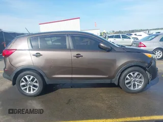 2014 Kia Sportage LX with VIN KNDPB3AC9E7648454, listed as a IAAI auction lot 41898146 with 200,934 mi miles. Bid and sale history available at carsss.com. Image 13.