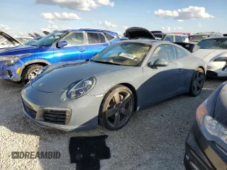 2017 Porsche 911 Carrera with VIN WP0AA2A99HS106876, listed as a Copart auction lot 77206634 with 55,695 mi miles and Salvage Title. Bid and sale history available at carsss.com. Image 1.