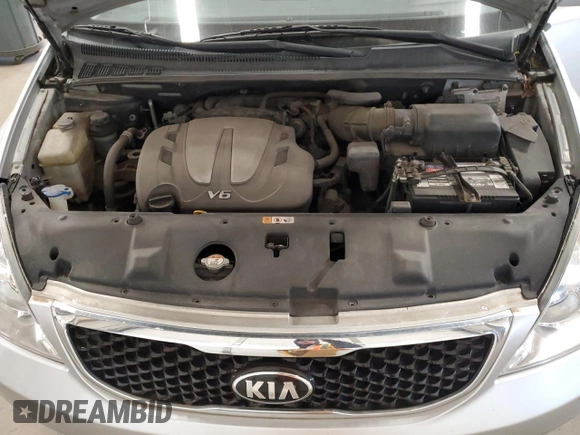 2014 Kia Sedona LX with VIN KNDMG4C72E6574651, listed as a Copart auction lot 55354355 with 155,795 mi miles and Clean Title. Bid and sale history available at carsss.com. Image 12.