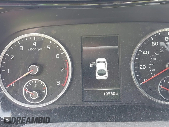 2024 Kia K5 GT-Line z VIN 5XXG64J28RG255382, wystawiony jako IAAI lot #41516382 z przebiegiem 12 330 mil mil oraz . Historia ofert i sprzedaży dostępna na DreamBid. Obrazek 15.