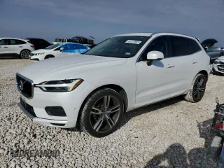 2018 Volvo XC60 Momentum with VIN LYV102RK1JB073872, listed as a Copart auction lot 44137885 with 56,828 mi miles and Salvage Title. Bid and sale history available at carsss.com. Image 1.