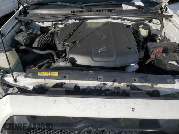 2015 Toyota Tacoma PreRunner with VIN 3TMKU4HN4FM045050, listed as a Copart auction lot 86376684 with 151,582 mi miles and Salvage title. Bid and sale history available at DreamBid. Image 11.