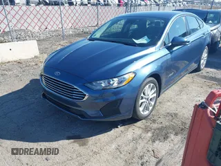 2019 Ford Fusion SE with VIN 3FA6P0LU8KR131951, listed as a IAAI auction lot 41908428 with 58,611 mi miles and . Bid and sale history available at DreamBid. Image 17.
