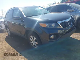 2012 Kia Sorento LX with VIN 5XYKT4A67CG247010, listed as a IAAI auction lot 42028544 with 223,389 mi miles. Bid and sale history available at carsss.com. Image 1.