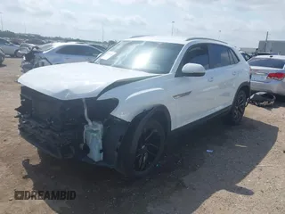 2022 Volkswagen Atlas SE with VIN 1V2WE2CA1NC217119, listed as a IAAI auction lot 42251488 with 45,034 mi miles and . Bid and sale history available at DreamBid. Image 22.