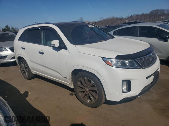 2014 Kia Sorento SX with VIN 5XYKWDA71EG465298, listed as a Copart auction lot 48633095 with 169,257 mi miles and Non Repairable. Bid and sale history available at carsss.com. Image 4.