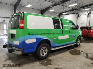 2019 GMC Savana Cargo Van with VIN 1GTW7AFGXK1281852, listed as a Copart auction lot 85546514 with 147,683 mi miles and Salvage Title. Bid and sale history available at carsss.com. Image 3.