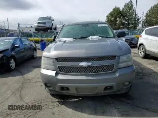 2008 Chevrolet Suburban LTZ with VIN 1GNFK16Y18R165402, listed as a Copart auction lot 47832565 with 184,399 mi miles and Salvage Title. Bid and sale history available at carsss.com. Image 12.