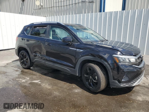 2024 Volkswagen Taos SE z VIN 3VVEX7B22RM129667, wystawiony jako Copart lot #55616565 z przebiegiem Nie podano mil oraz Nie do naprawy • Non repairable. Historia ofert i sprzedaży dostępna na DreamBid. Obrazek 4.